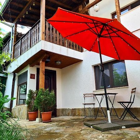 Arts Guest House -Beautiful Villa For 6 Persons 벨리코 터르노보 외부 사진