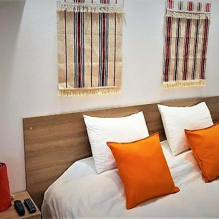 Arts Guest House -Beautiful Villa For 6 Persons 벨리코 터르노보 외부 사진
