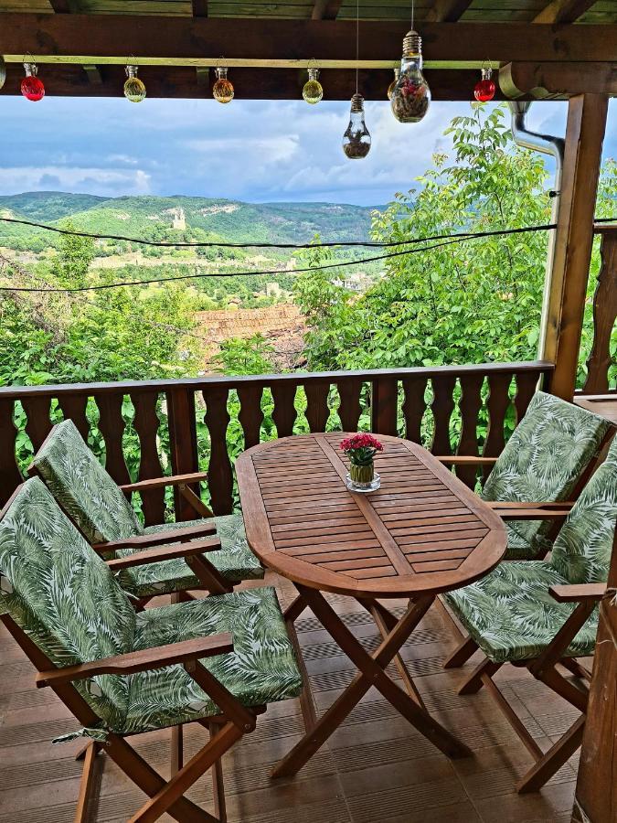 Arts Guest House -Beautiful Villa For 6 Persons 벨리코 터르노보 외부 사진