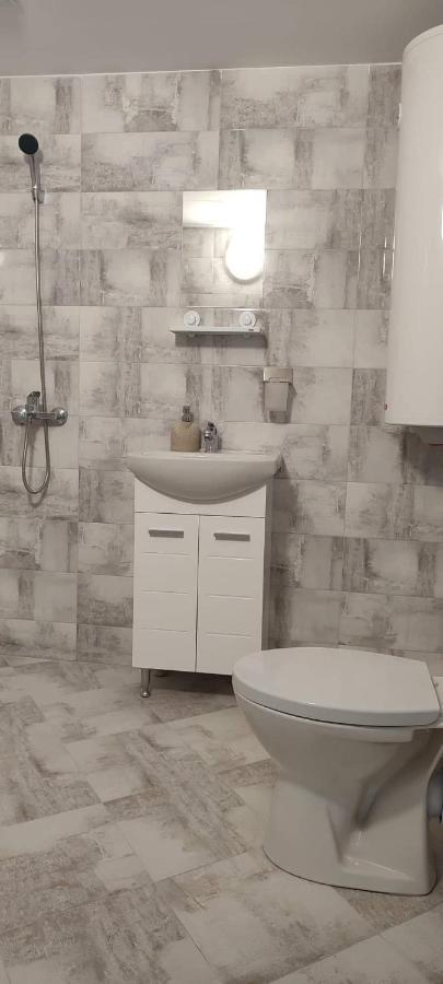 Arts Guest House -Beautiful Villa For 6 Persons 벨리코 터르노보 외부 사진