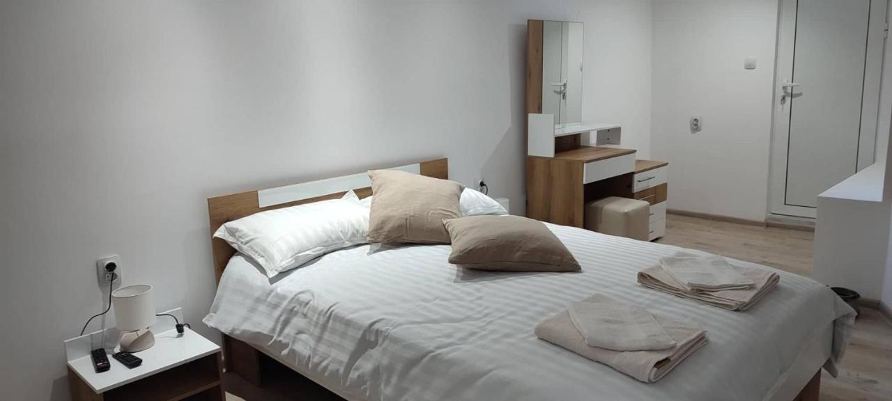 Arts Guest House -Beautiful Villa For 6 Persons 벨리코 터르노보 외부 사진