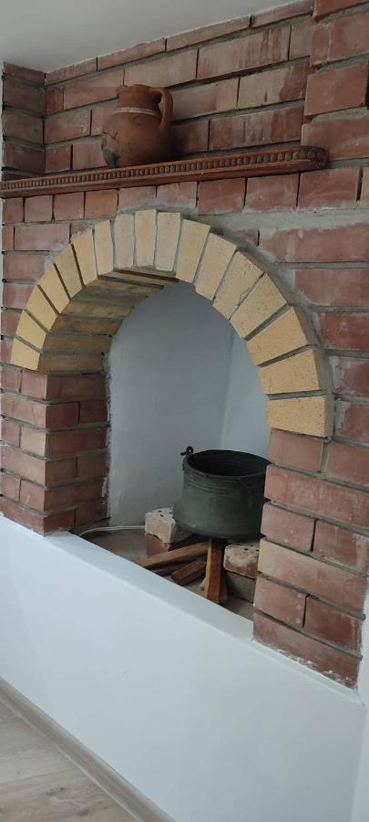 Arts Guest House -Beautiful Villa For 6 Persons 벨리코 터르노보 외부 사진